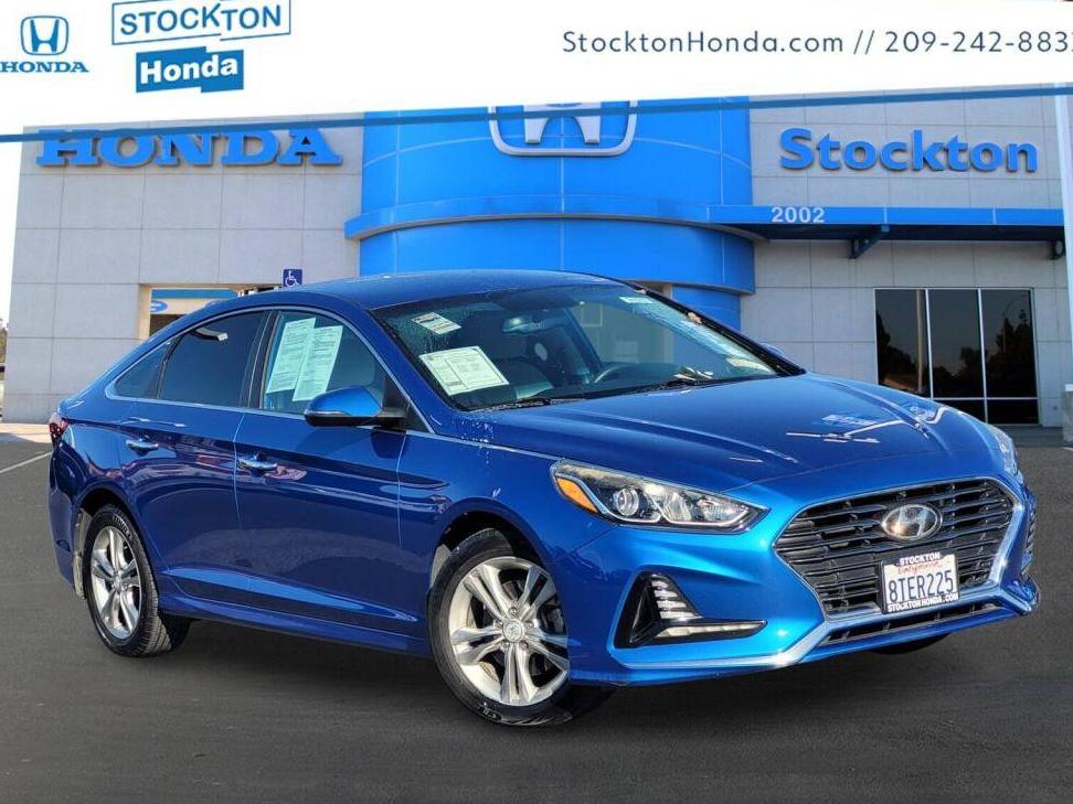 HYUNDAI SONATA 2018 5NPE34AF1JH632906 image