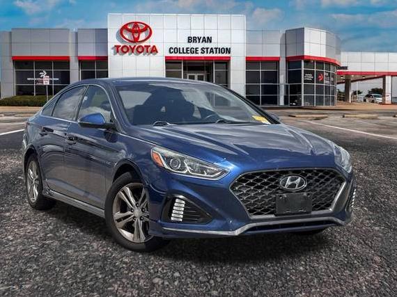 HYUNDAI SONATA 2018 5NPE34AF1JH688912 image