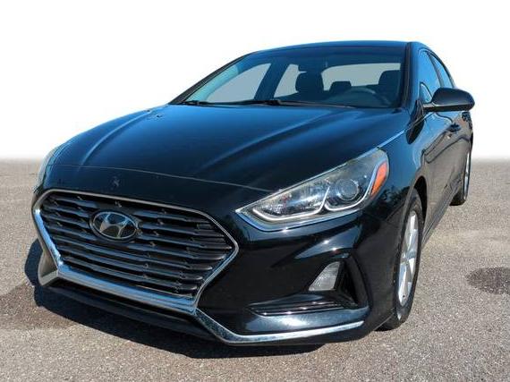 HYUNDAI SONATA 2018 5NPE24AF0JH700017 image