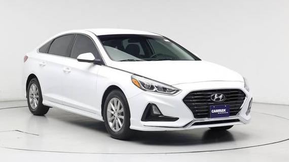 HYUNDAI SONATA 2018 5NPE24AA2JH668711 image
