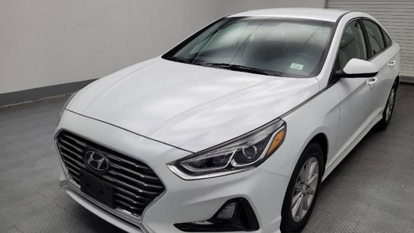 HYUNDAI SONATA 2018 5NPE24AA4JH685588 image