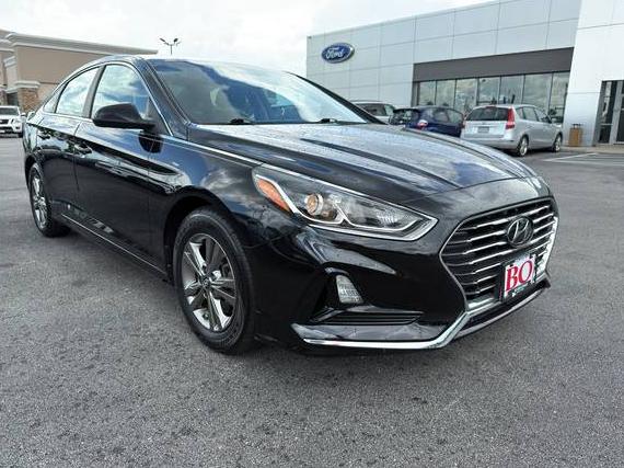 HYUNDAI SONATA 2018 5NPE24AF8JH702033 image