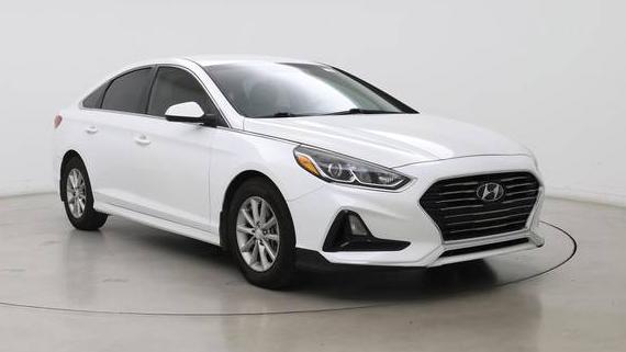 HYUNDAI SONATA 2018 5NPE24AF0JH688497 image