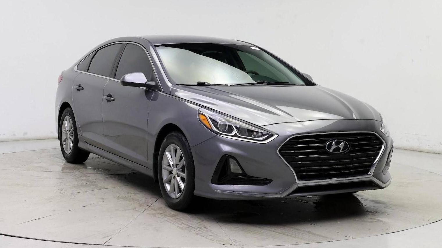 HYUNDAI SONATA 2018 5NPE24AF3JH618749 image