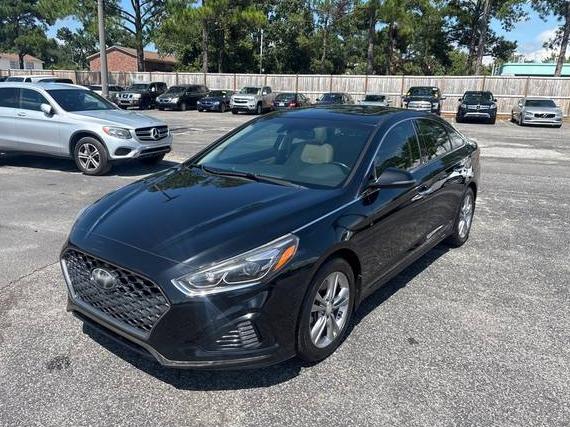 HYUNDAI SONATA 2018 5NPE34AF1JH700007 image