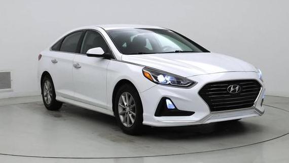 HYUNDAI SONATA 2018 5NPE24AF8JH597798 image