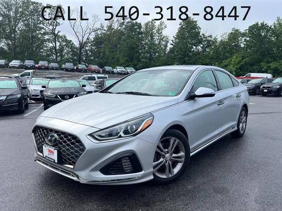 HYUNDAI SONATA 2018 5NPE34AF4JH666693 image