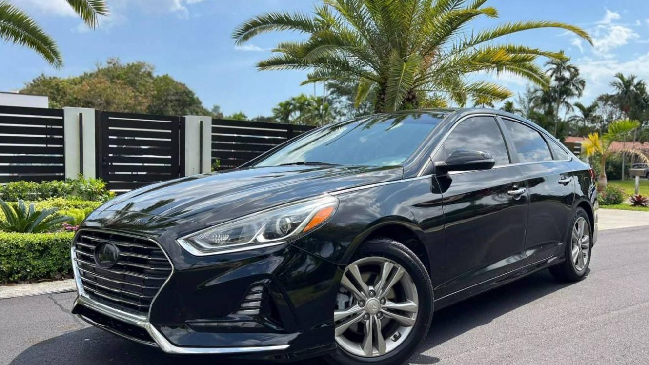 HYUNDAI SONATA 2018 5NPE34AF2JH645051 image