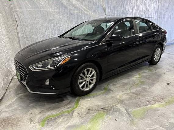 HYUNDAI SONATA 2018 5NPE24AA2JH692197 image HYUNDAI SONATA 2018 5NPE24AA2JH692197 image