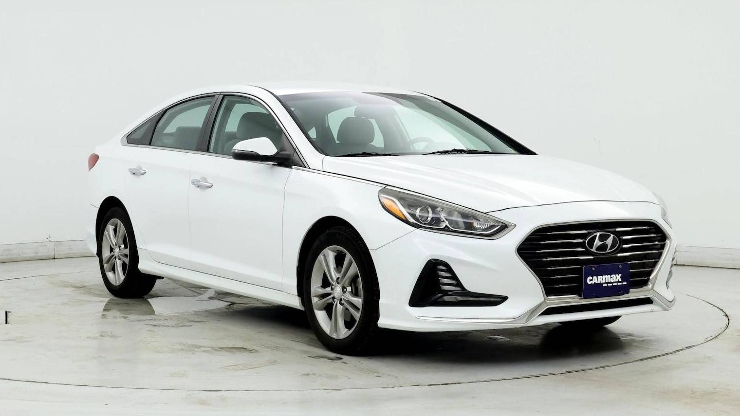 HYUNDAI SONATA 2018 5NPE34AF2JH608873 image