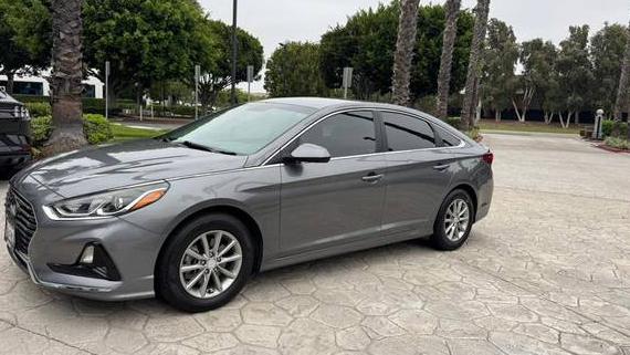 HYUNDAI SONATA 2018 5NPE24AF6JH610967 image