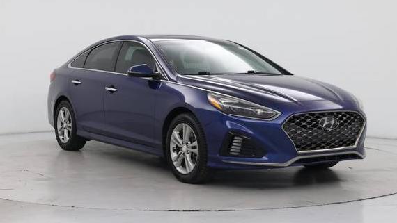 HYUNDAI SONATA 2018 5NPE34AF0JH717347 image