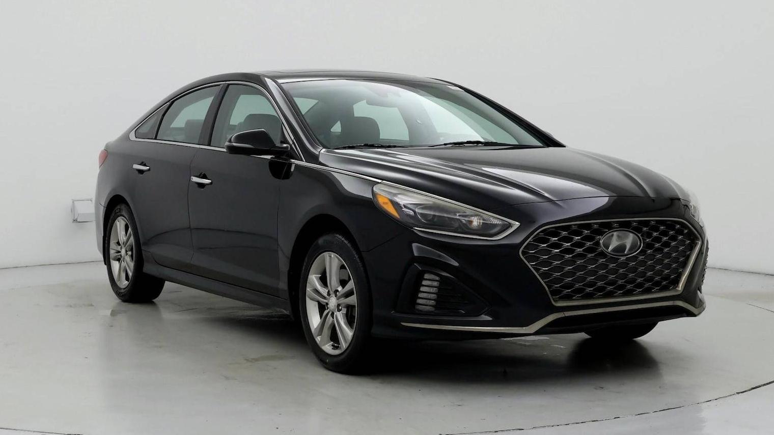 HYUNDAI SONATA 2018 5NPE34AF2JH718922 image