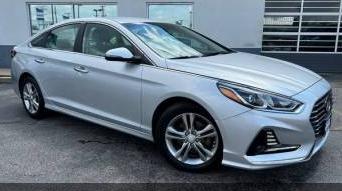 HYUNDAI SONATA 2018 5NPE34AF9JH598617 image