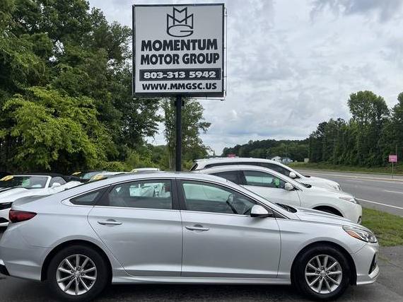 HYUNDAI SONATA 2018 5NPE24AF5JH621636 image
