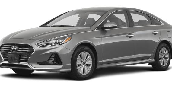 HYUNDAI SONATA 2018 KMHE34L31JA086761 image