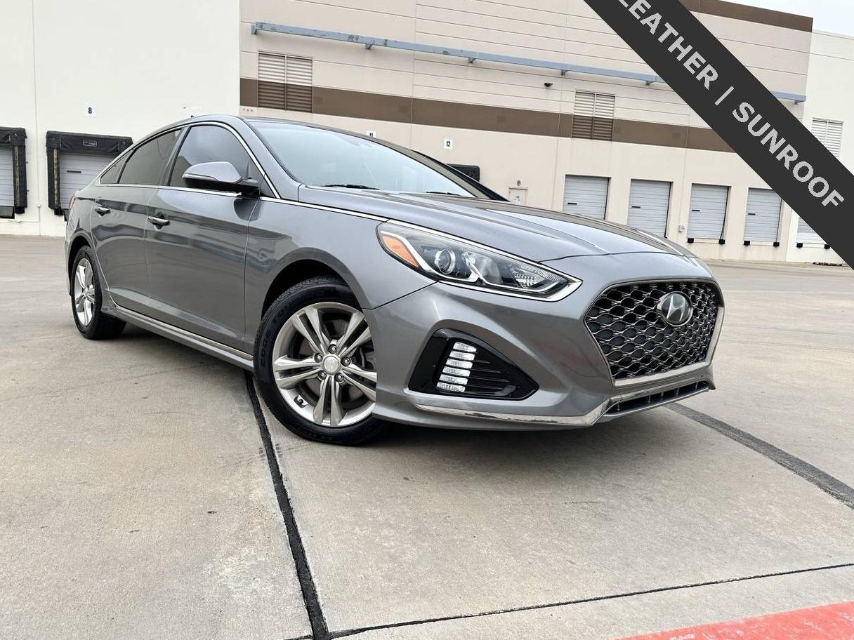 HYUNDAI SONATA 2018 5NPE34AF2JH707788 image