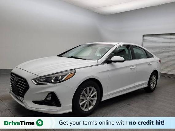 HYUNDAI SONATA 2018 5NPE24AA6JH692431 image