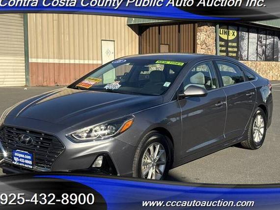 HYUNDAI SONATA 2018 5NPE24AAXJH685031 image
