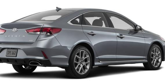 HYUNDAI SONATA 2018 5NPE34AB2JH692898 image