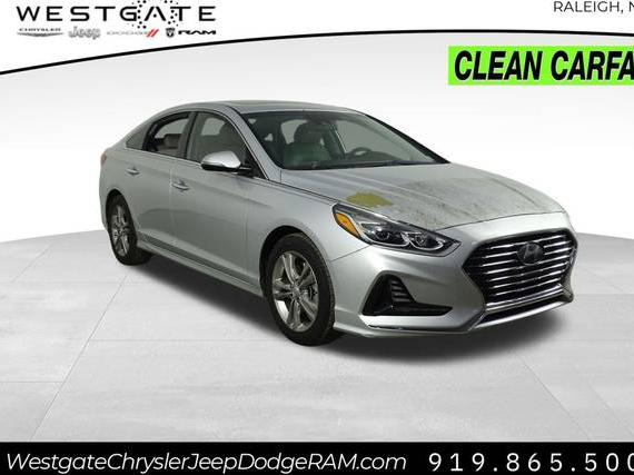 HYUNDAI SONATA 2018 5NPE34AF8JH618551 image
