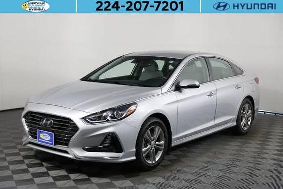 HYUNDAI SONATA 2018 5NPE34AF3JH650744 image