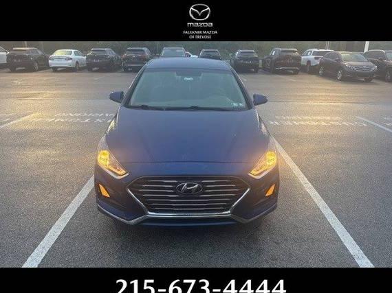 HYUNDAI SONATA 2018 5NPE24AF8JH643940 image