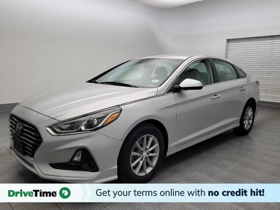 HYUNDAI SONATA 2018 5NPE24AA3JH668538 image