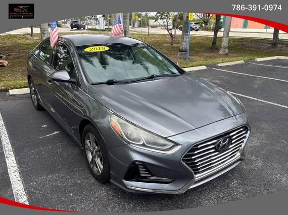 HYUNDAI SONATA 2018 5NPE34AF2JH617296 image