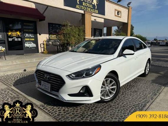 HYUNDAI SONATA 2018 5NPE24AF7JH722225 image