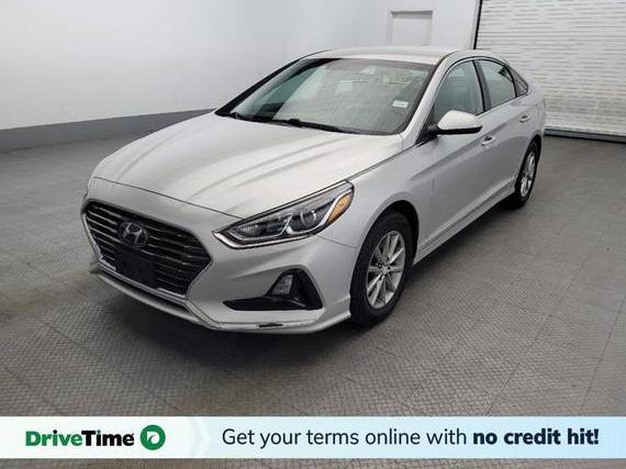 HYUNDAI SONATA 2018 5NPE24AF2JH714243 image