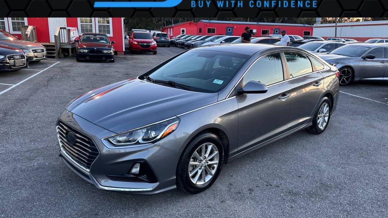 HYUNDAI SONATA 2018 5NPE24AF1JH697855 image