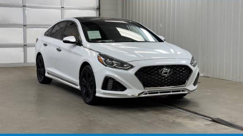 HYUNDAI SONATA 2018 5NPE34AF1JH709760 image