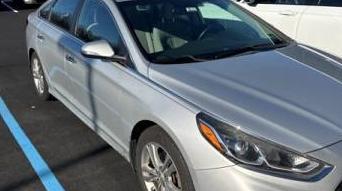 HYUNDAI SONATA 2018 5NPE34AF9JH644477 image