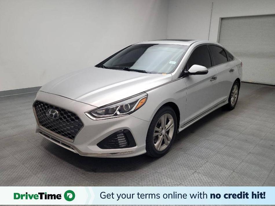 HYUNDAI SONATA 2018 5NPE34AF7JH703235 image