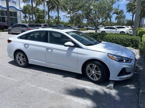 HYUNDAI SONATA 2018 5NPE34AF8JH672125 image