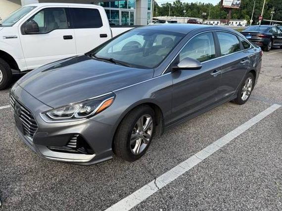 HYUNDAI SONATA 2018 5NPE34AF1JH633733 image