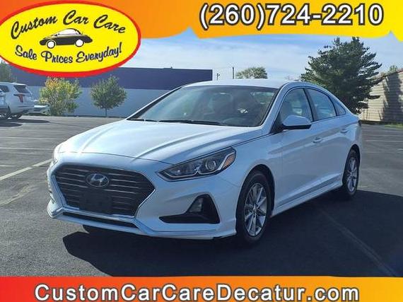 HYUNDAI SONATA 2018 5NPE24AA6JH683261 image