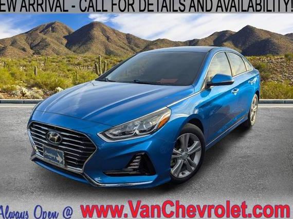 HYUNDAI SONATA 2018 5NPE34AF5JH670512 image