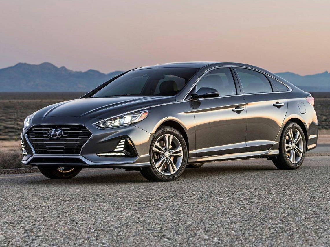 HYUNDAI SONATA 2018 5NPE34AF3JH625181 image