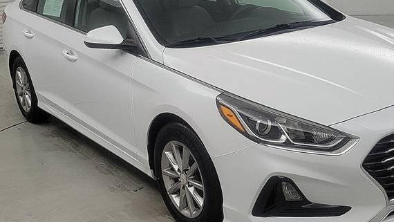 HYUNDAI SONATA 2018 5NPE24AFXJH675918 image