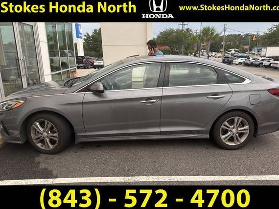 HYUNDAI SONATA 2018 5NPE34AF1JH698310 image