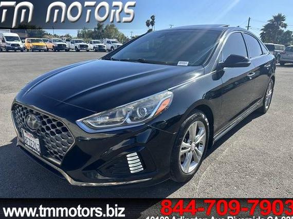 HYUNDAI SONATA 2018 5NPE34AF4JH708568 image