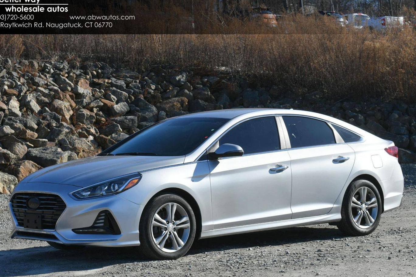 HYUNDAI SONATA 2018 5NPE34AF7JH635731 image