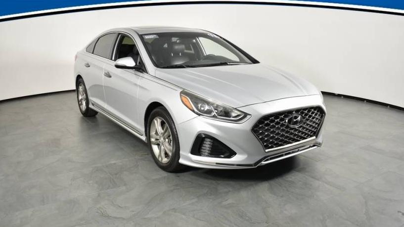 HYUNDAI SONATA 2018 5NPE34AF2JH638455 image