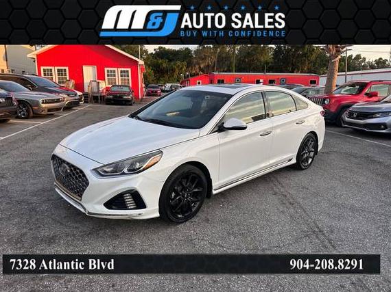 HYUNDAI SONATA 2018 5NPE34AB1JH647435 image