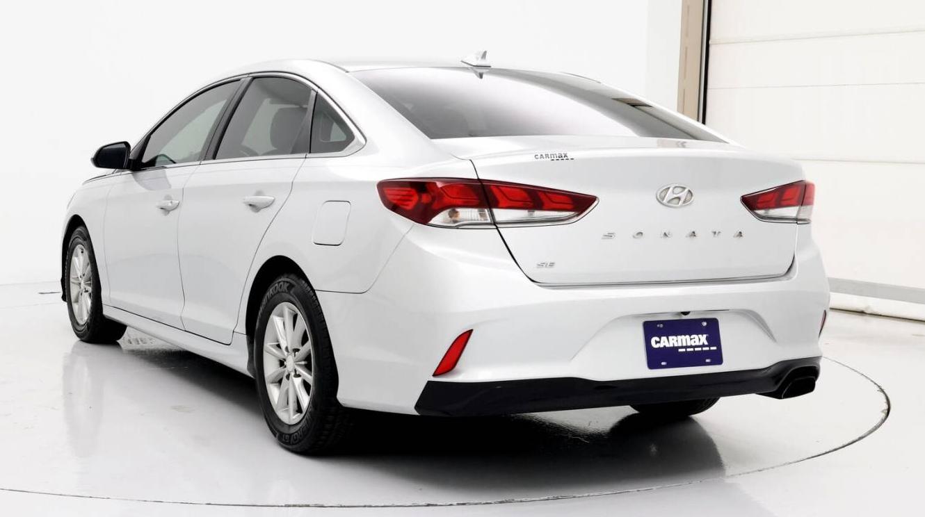 HYUNDAI SONATA 2018 5NPE24AF8JH655750 image