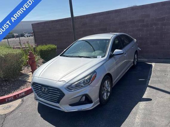 HYUNDAI SONATA 2018 5NPE24AA8JH715904 image
