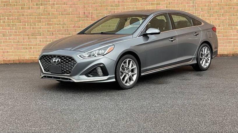 HYUNDAI SONATA 2018 5NPE34AB6JH685226 image