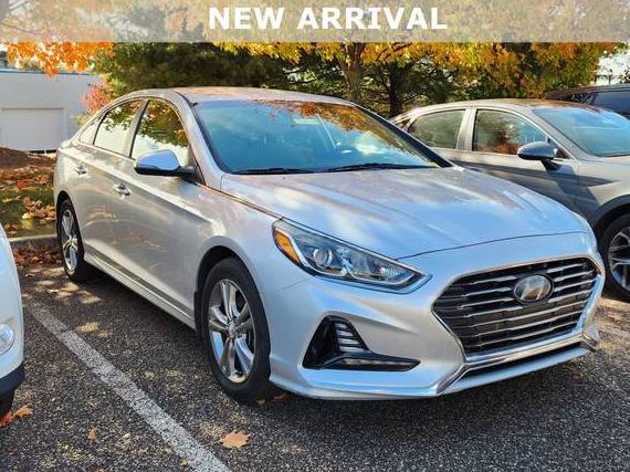 HYUNDAI SONATA 2018 5NPE34AF9JH648044 image